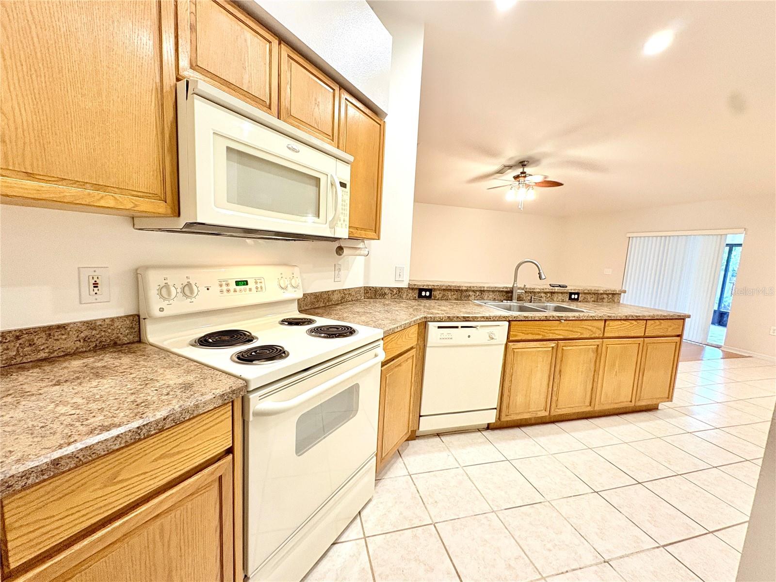 SABLE RIDGE PH 6A2 - Residential Lease