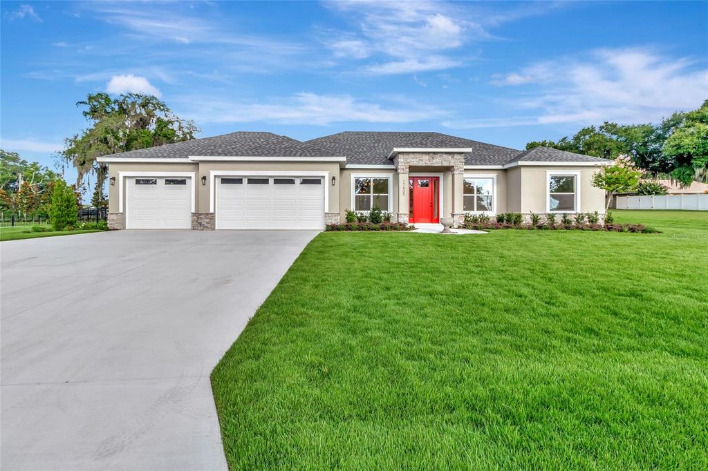 Photo of 17605 Ninth Street, Montverde, FL 34756 (MLS # G5114689)