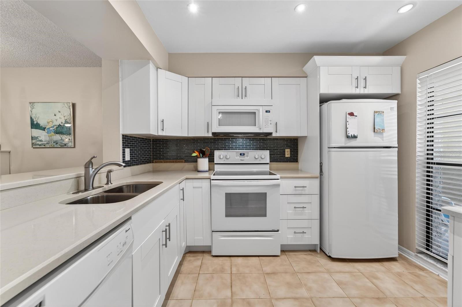 THE KNOLLS OF KINGS POINT II A - Residential