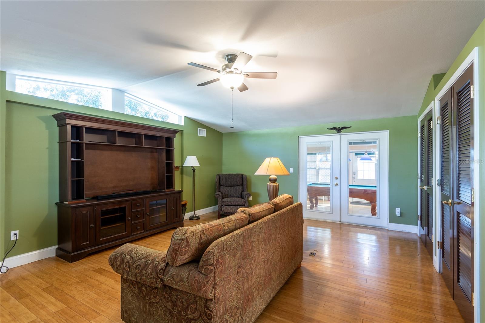 CALIENTE CASITA VILLAGE - Residential