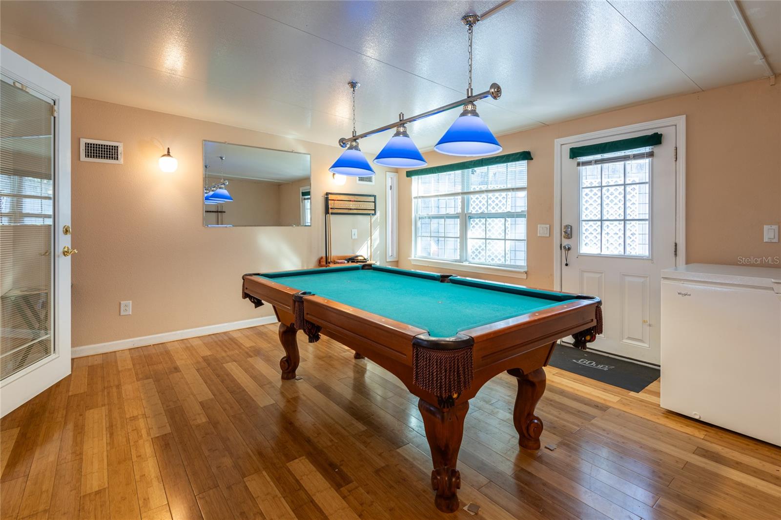 CALIENTE CASITA VILLAGE - Residential