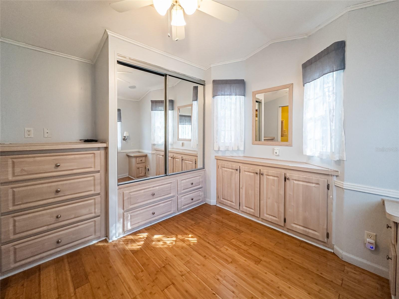 CALIENTE CASITA VILLAGE - Residential