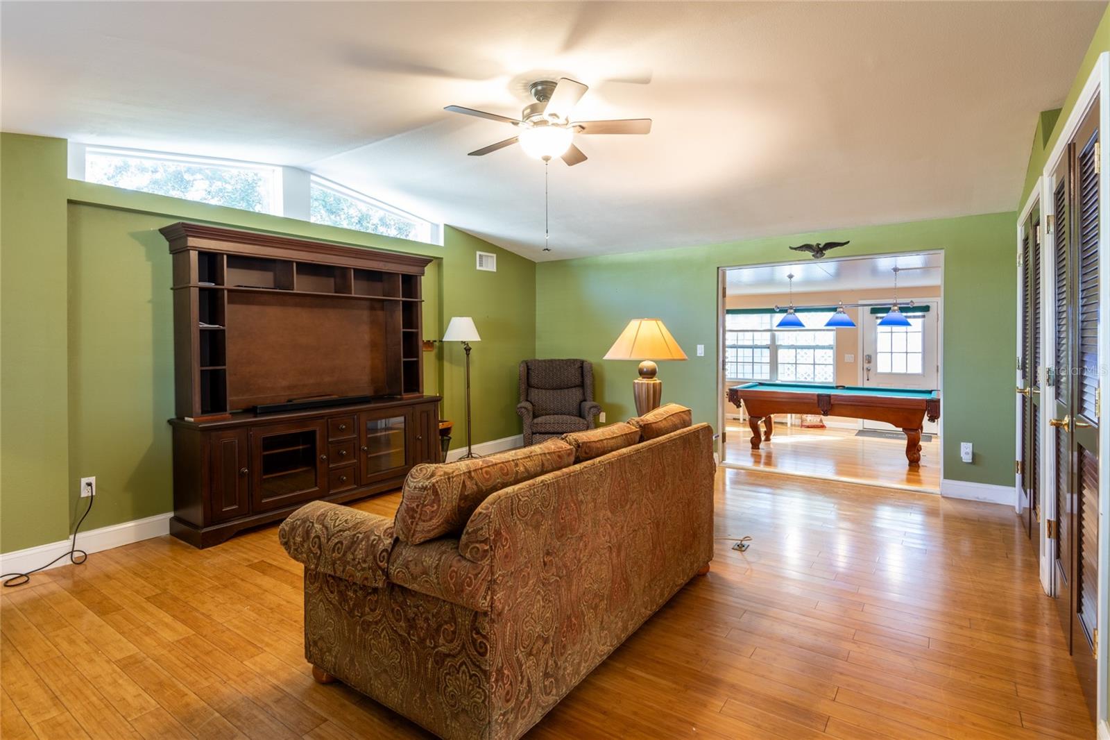 CALIENTE CASITA VILLAGE - Residential