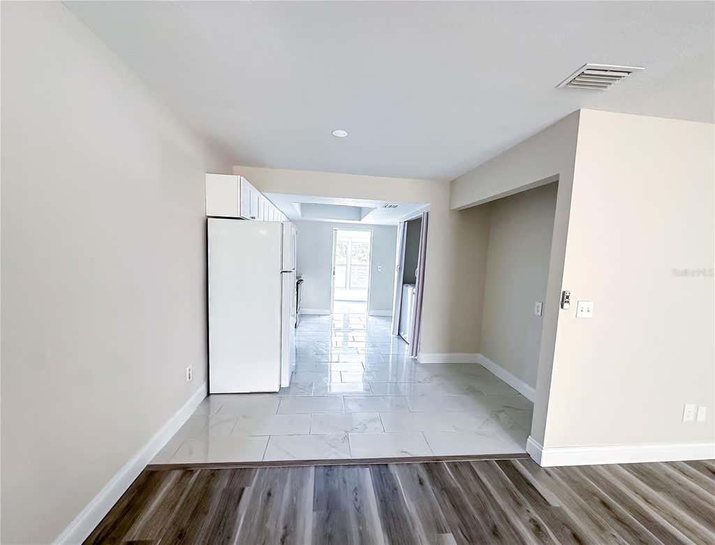 Photo of 15 W Country Cove Way, Kissimmee, FL 34743 (MLS # O6431934)