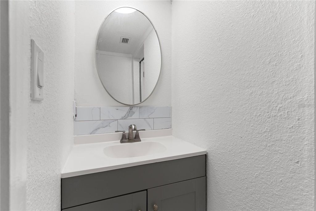 Photo of 630 N Nashua Avenue #B, Fort Meade, FL 33841 (MLS # O6365585)