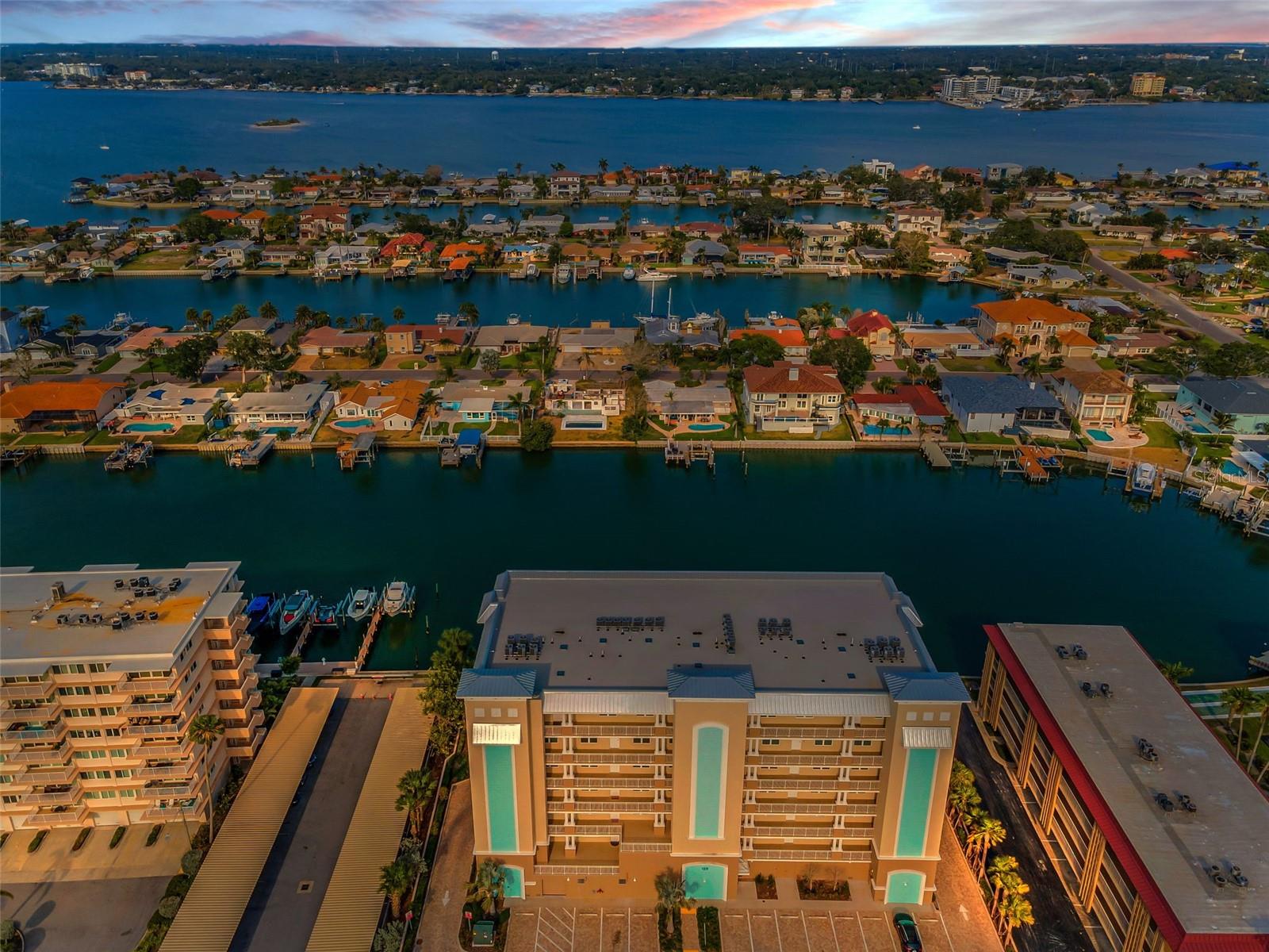 125 ISLAND WAY 502