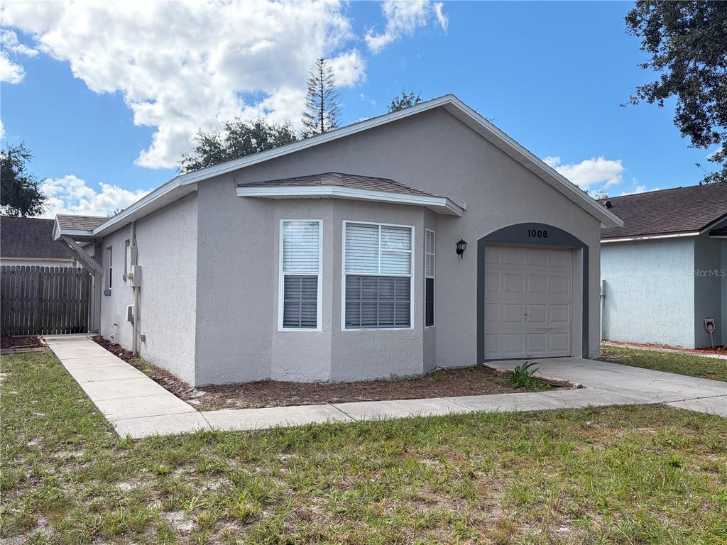 Photo of 1008 Vista Palma Way, Orlando, FL 32825 (MLS # O6452205)
