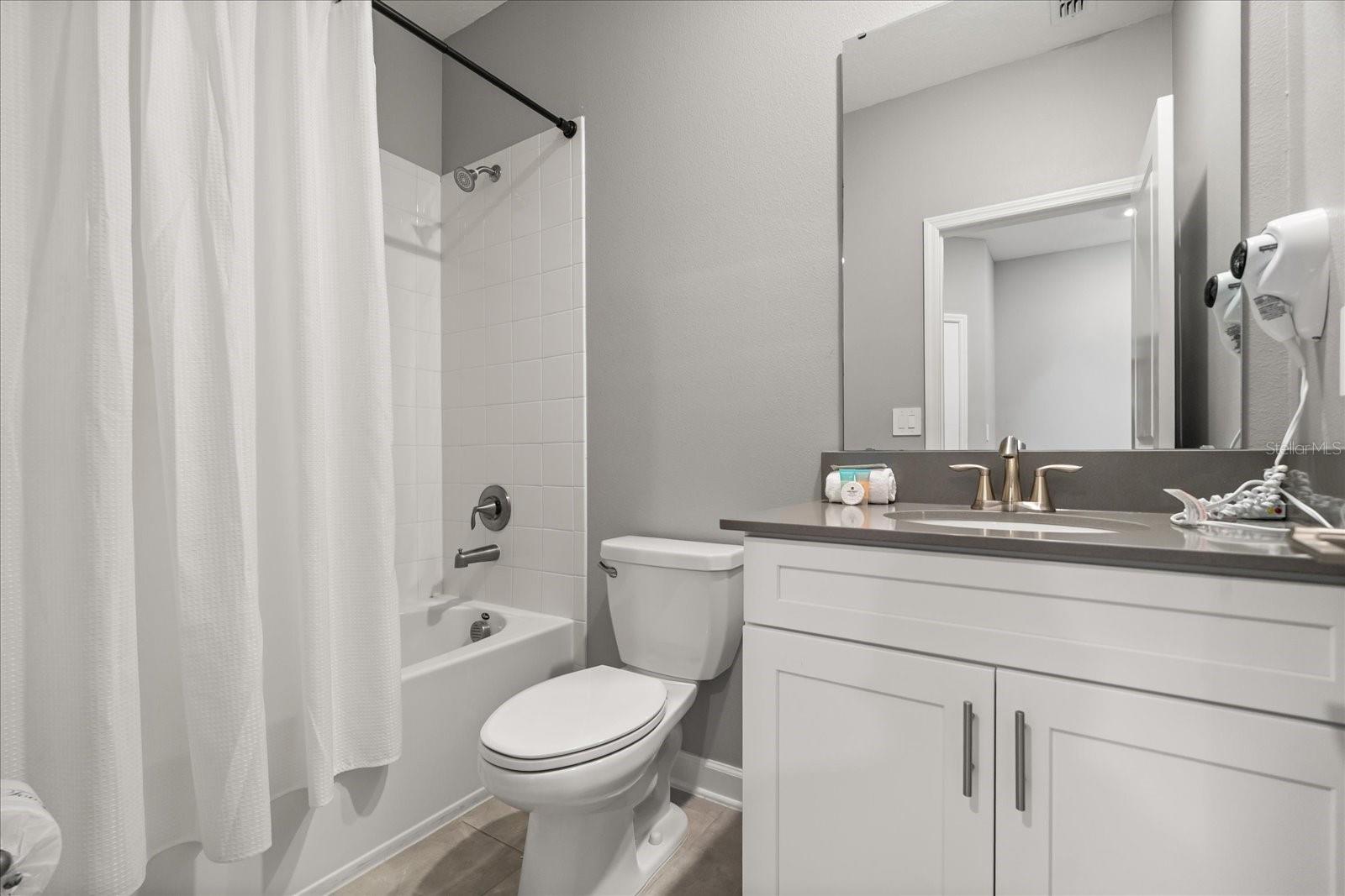 COVE AT STOREY LAKE 5 - Residential