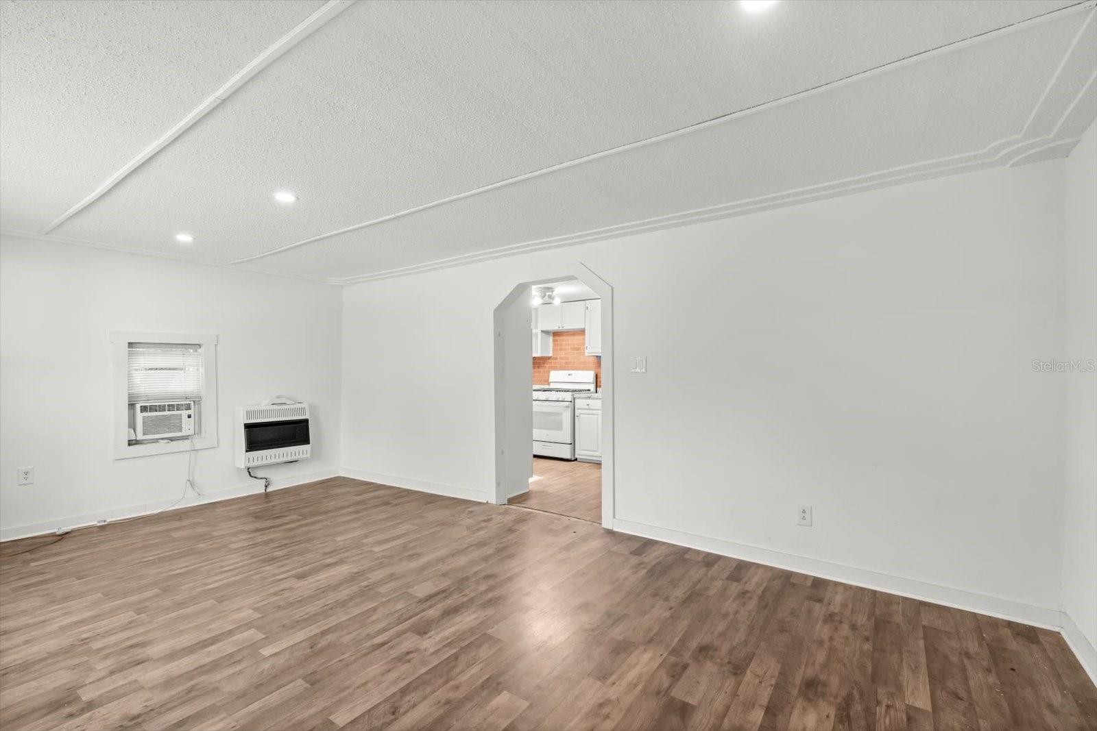 EUSTIS PARK SUB - Residential