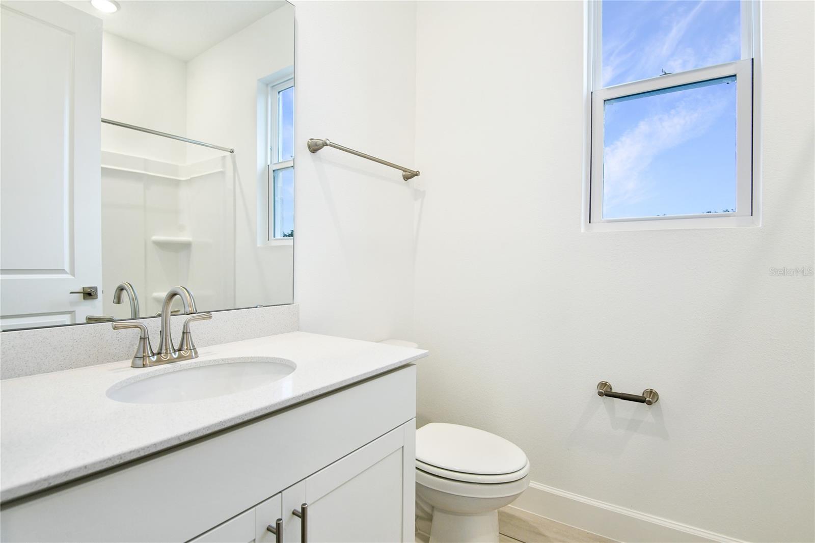 10105 TURNBERRY LANE