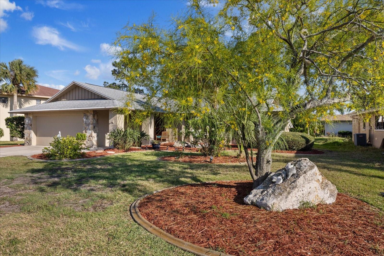 GULF HARBORS WOODLANDS - Residential