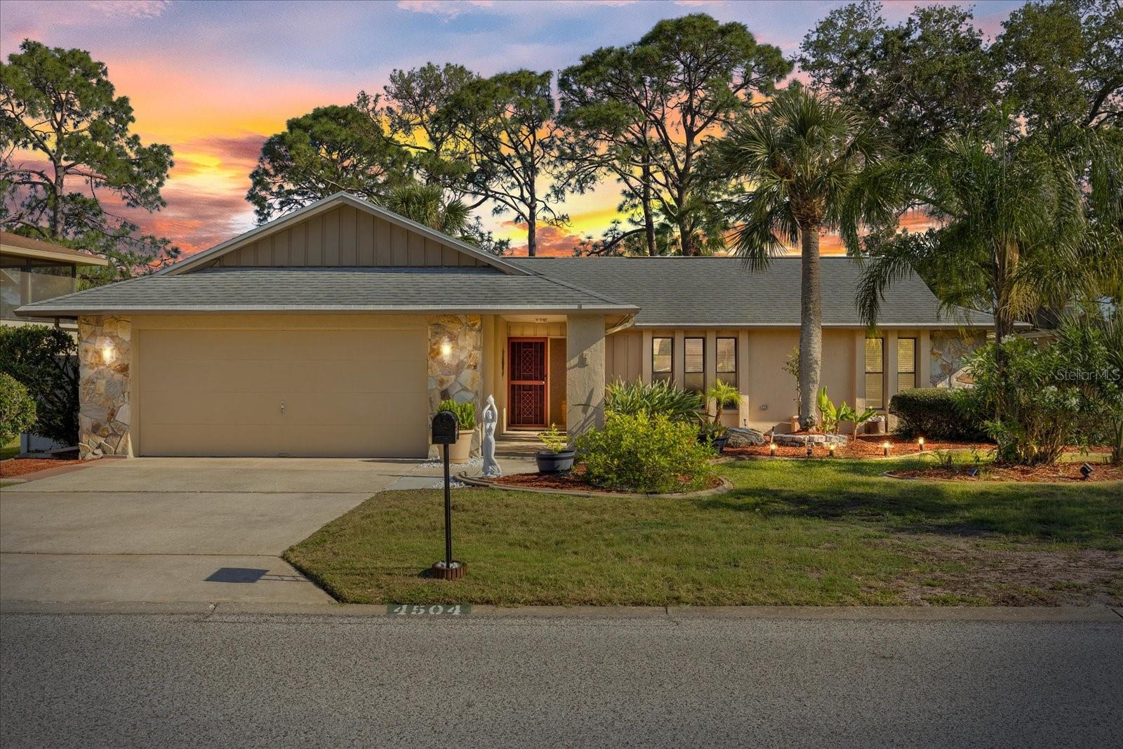 GULF HARBORS WOODLANDS - Residential