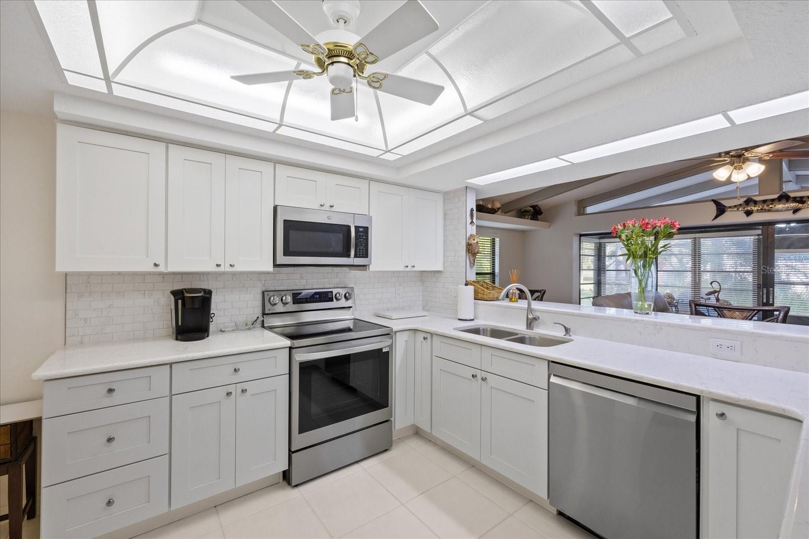 GULF HARBORS WOODLANDS - Residential