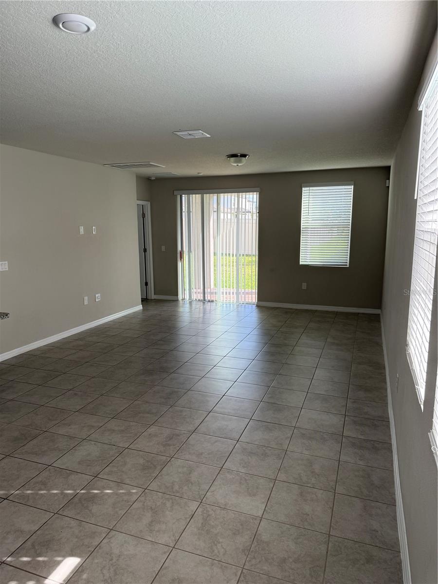 SILVER SPGS - Residential Lease