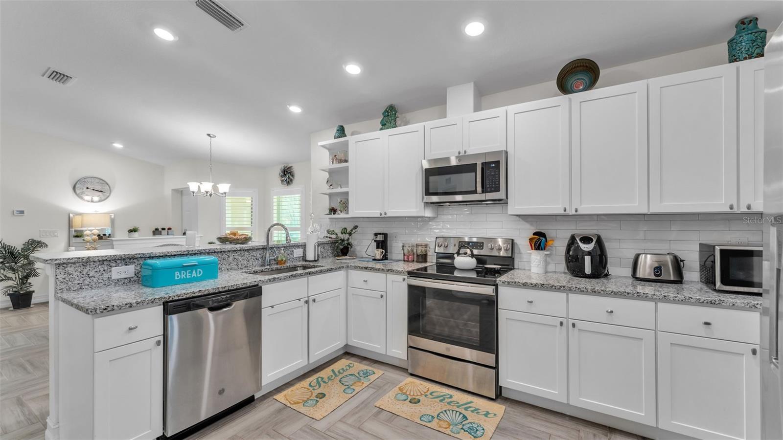 4208 98TH AVENUE E, PARRISH, FL, 34219 4 4208 98TH AVENUE E