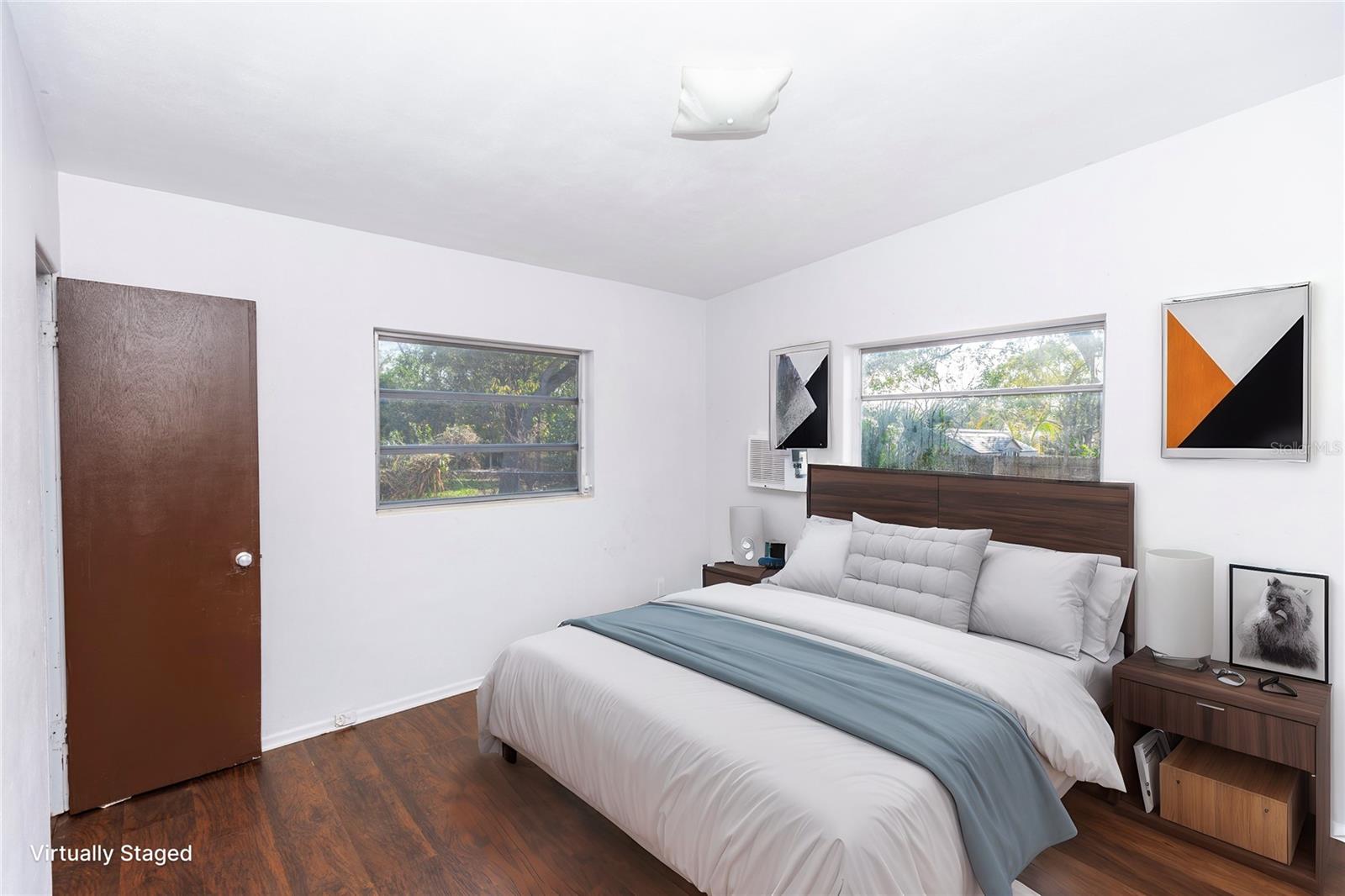 PINE HILLS PARK SUB - Residential Lease