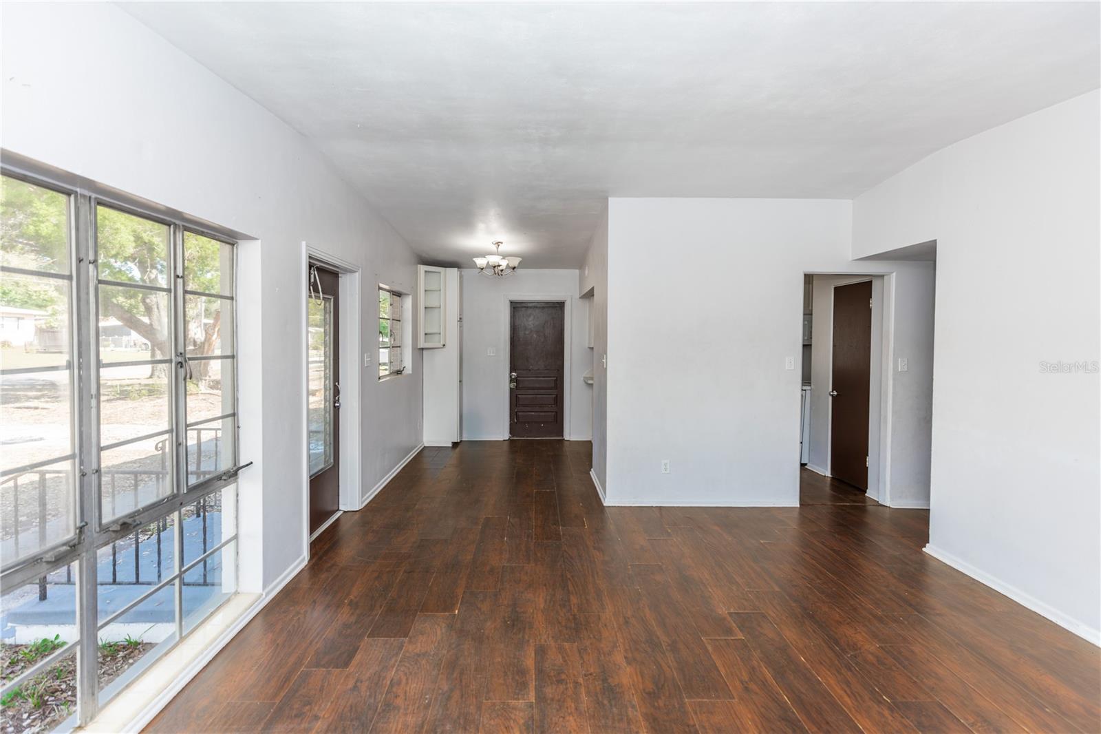 PINE HILLS PARK SUB - Residential Lease