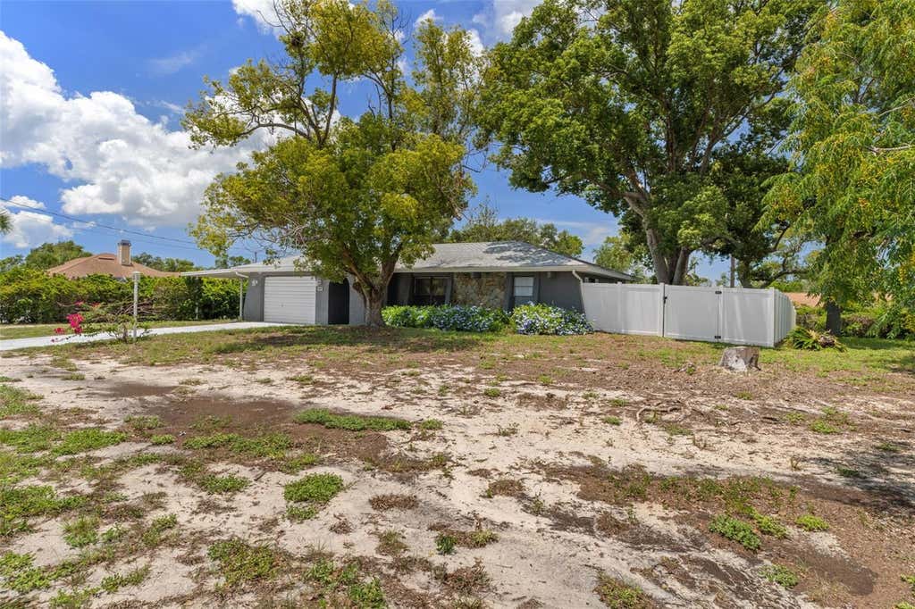 Photo of 6480 Indian Rock Court, Spring Hill, FL 34606 (MLS # W7887912)