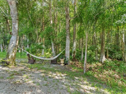 A home in TARPON SPRINGS