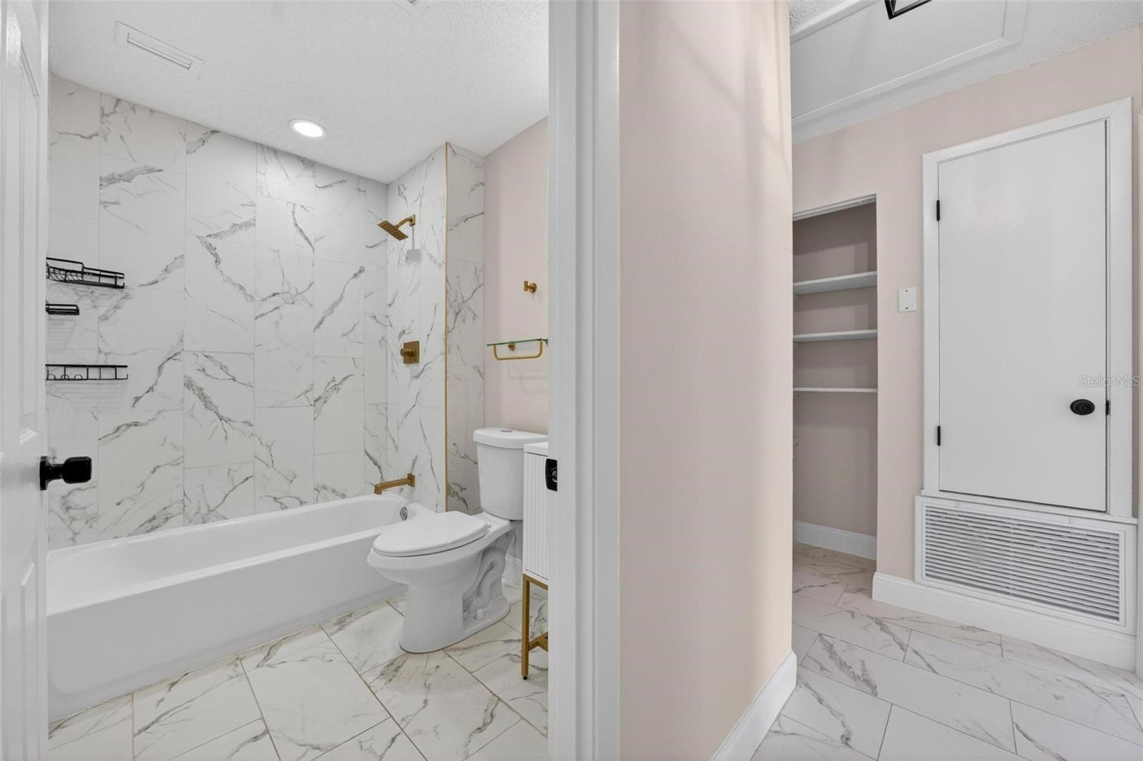 DELTONA LAKES UNIT 74 - Residential