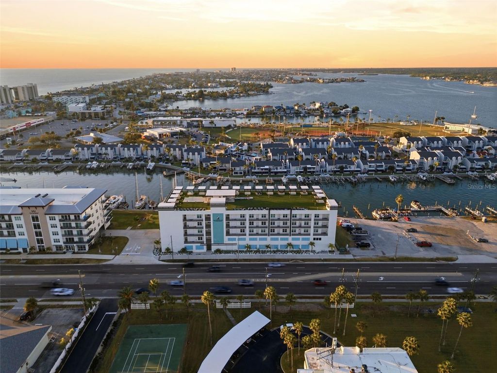 Photo of 400 150th Avenue #302, Madeira Beach, FL 33708 (MLS # U8188328)