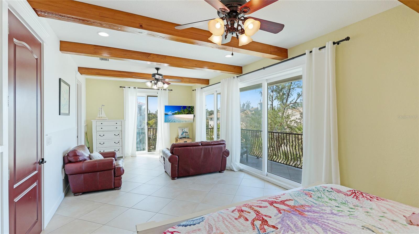 VILLAS ON FOURTH AVE - Residential