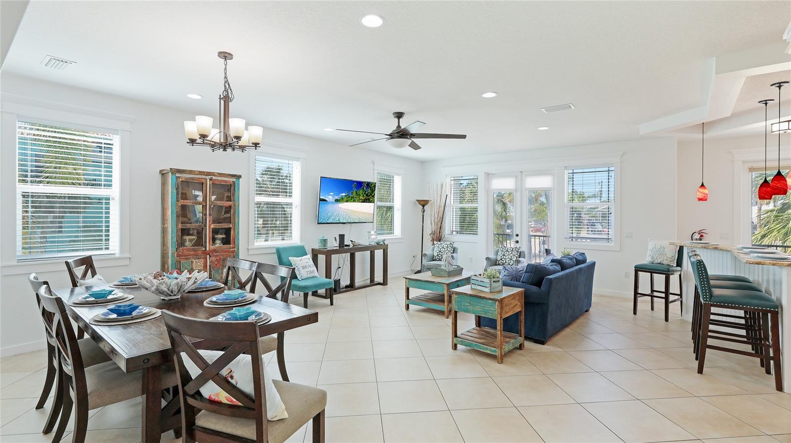 VILLAS ON FOURTH AVE - Residential