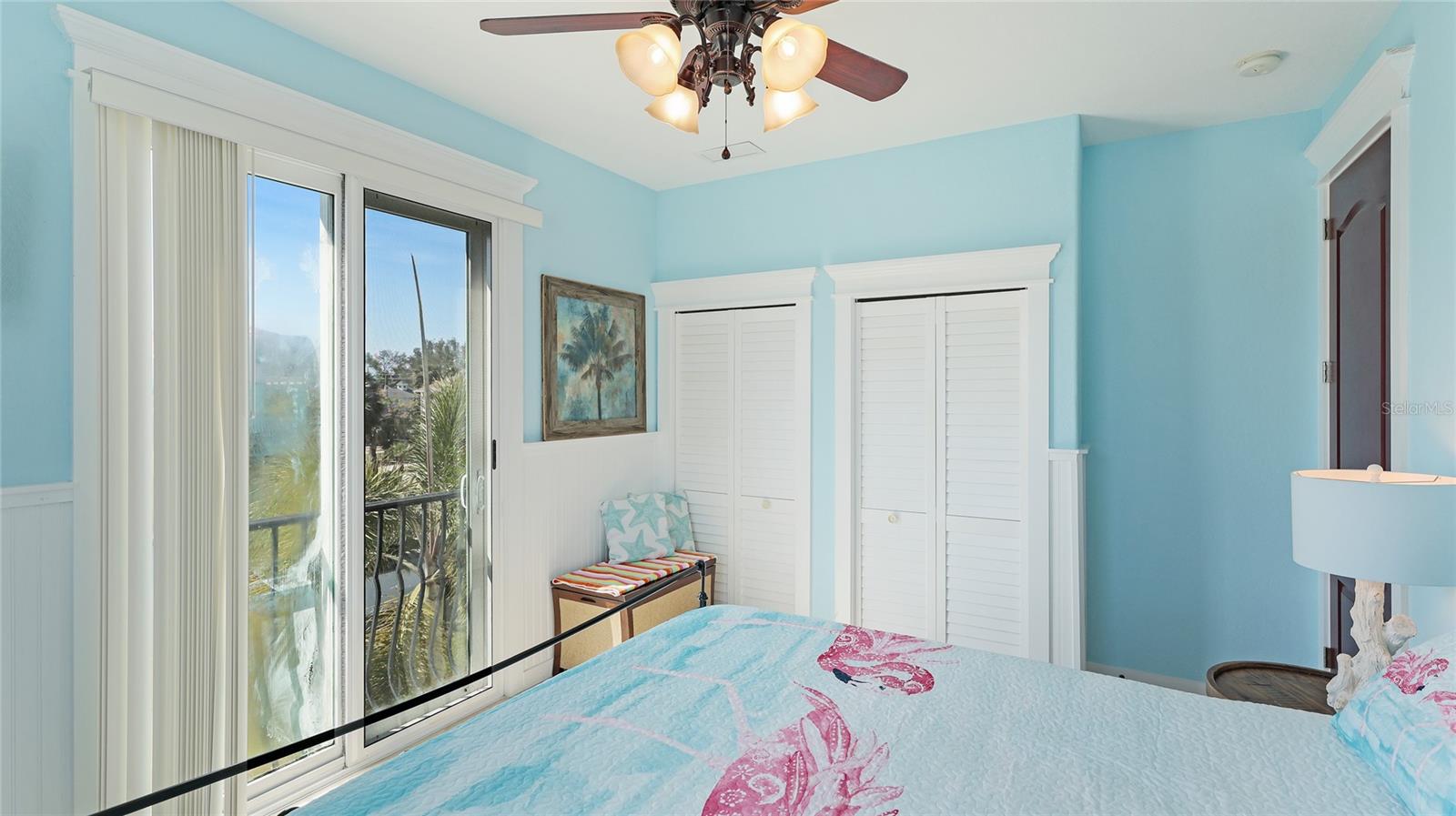 VILLAS ON FOURTH AVE - Residential