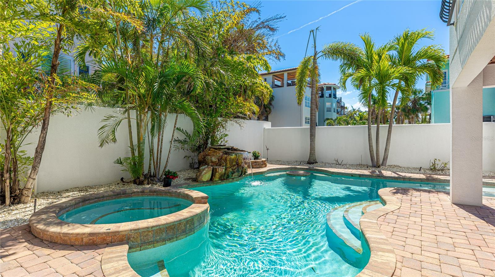 VILLAS ON FOURTH AVE - Residential