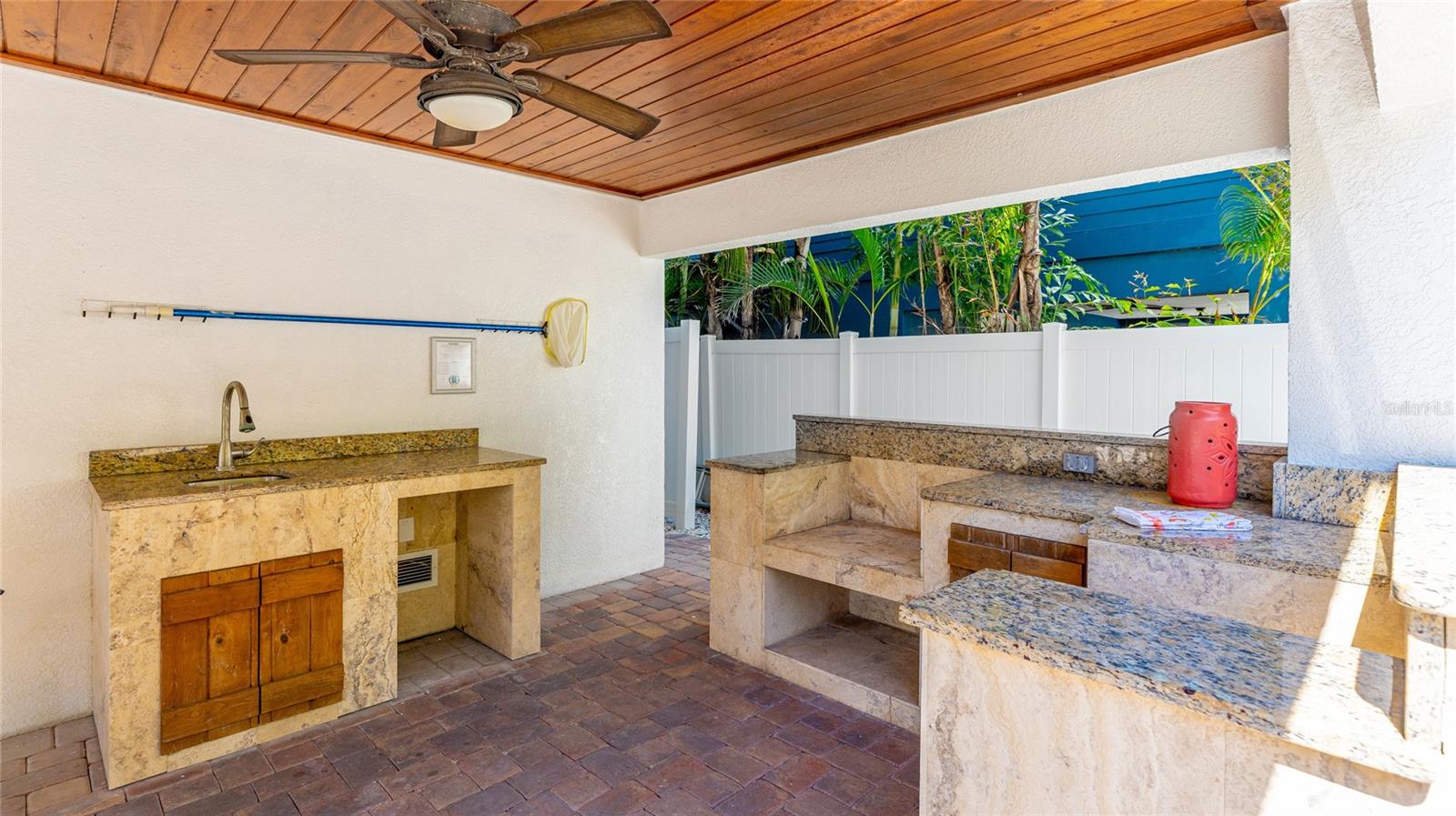 VILLAS ON FOURTH AVE - Residential