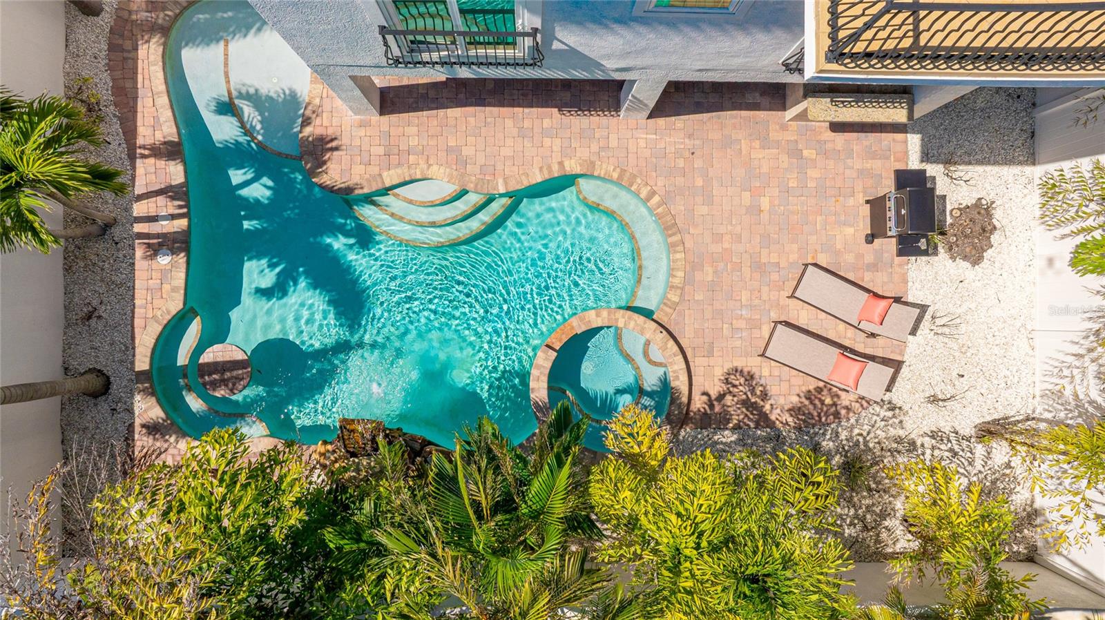 VILLAS ON FOURTH AVE - Residential