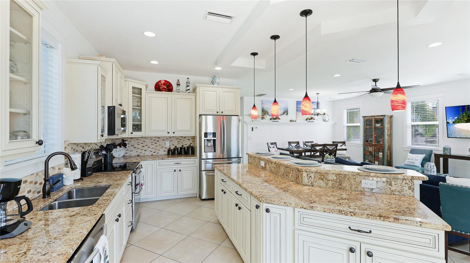 VILLAS ON FOURTH AVE - Residential