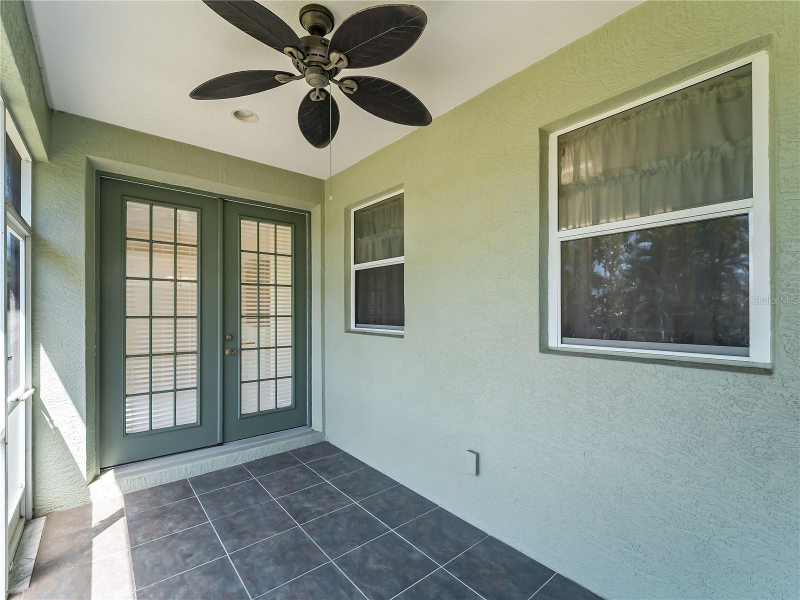 ENCLAVES OF VENICE NORTH - Residential