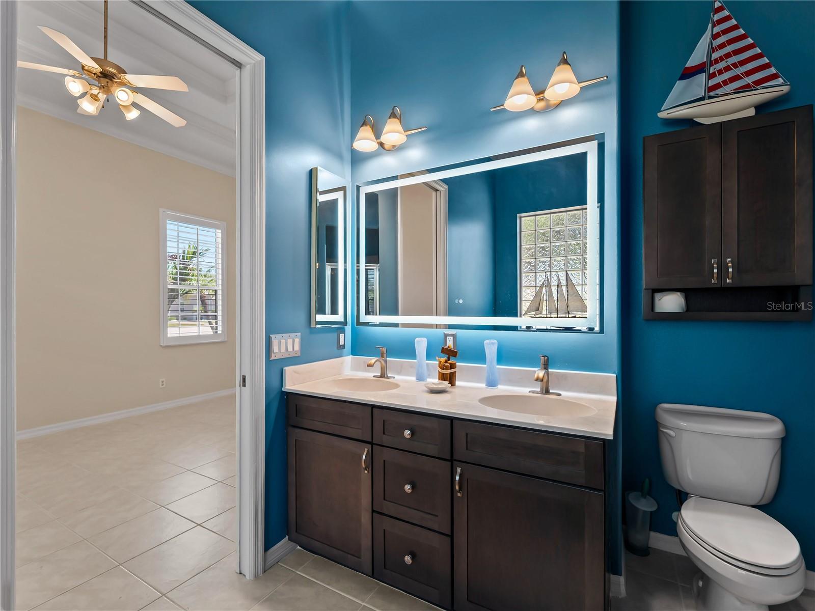 ENCLAVES OF VENICE NORTH - Residential