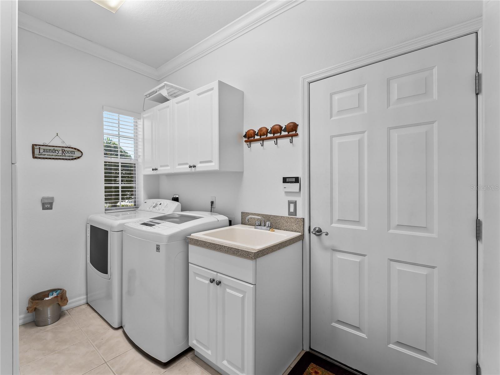 ENCLAVES OF VENICE NORTH - Residential