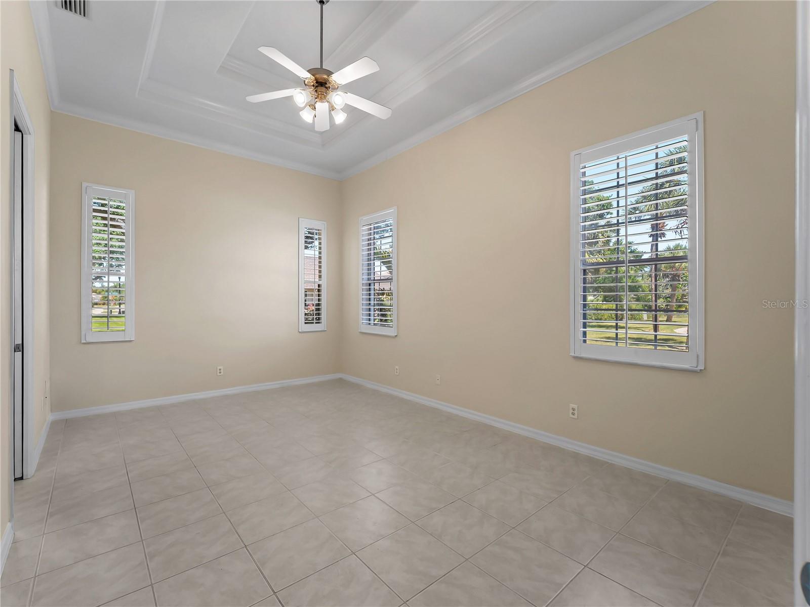 ENCLAVES OF VENICE NORTH - Residential