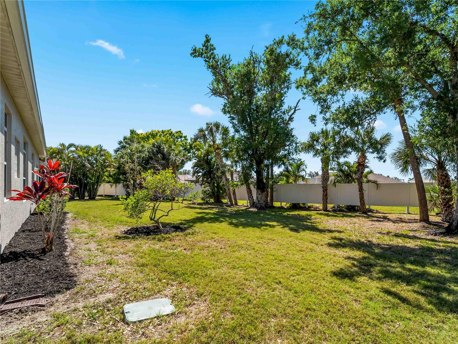 ENCLAVES OF VENICE NORTH - Residential