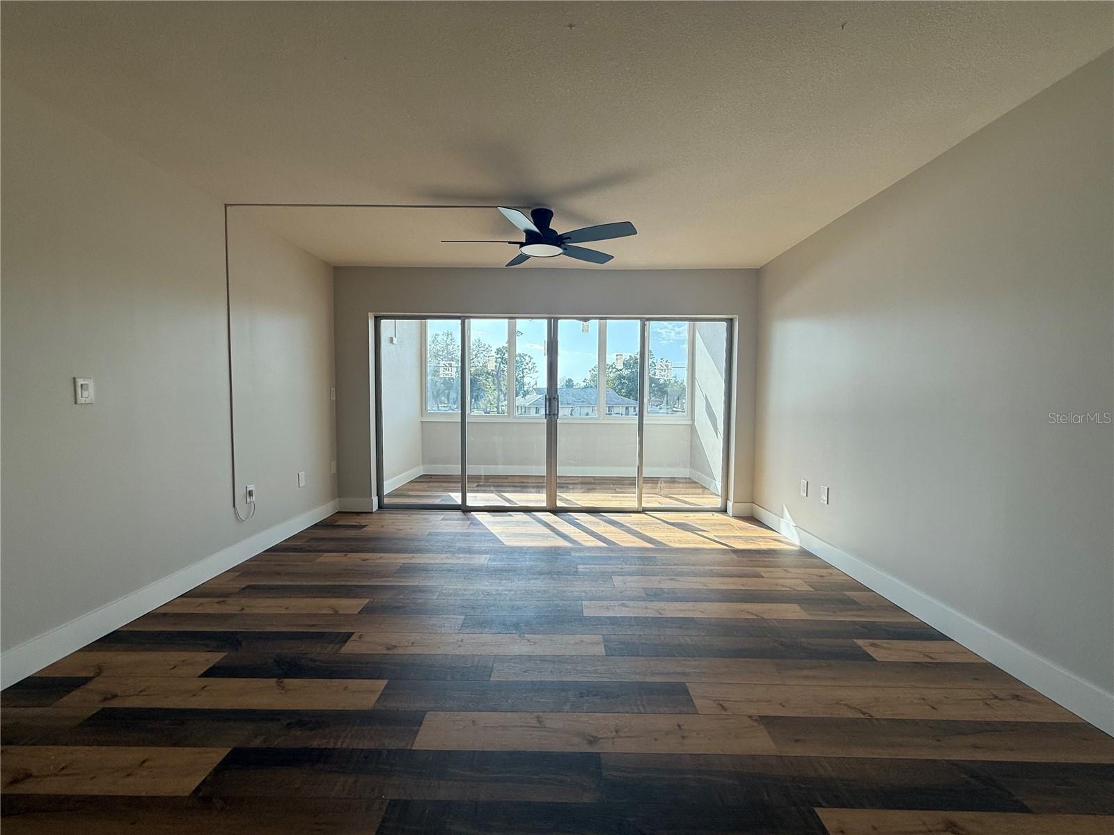 CHELSEA HOUSE - Residential