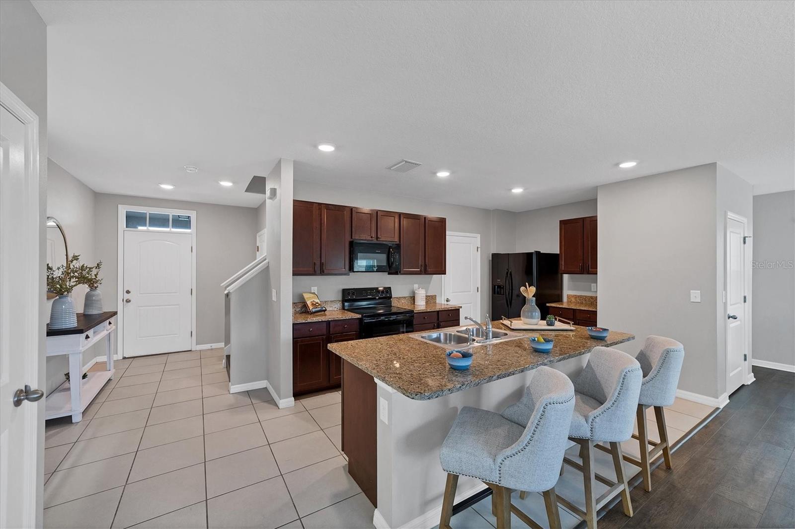 COTTAGES AT SAN LORENZO - Residential