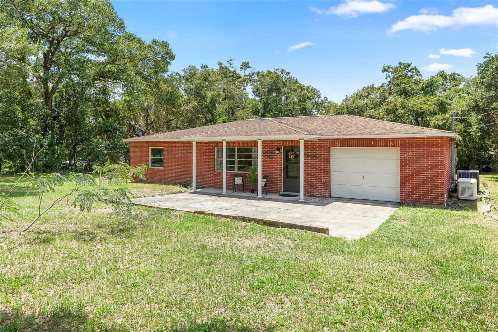 975 LEMON COURT