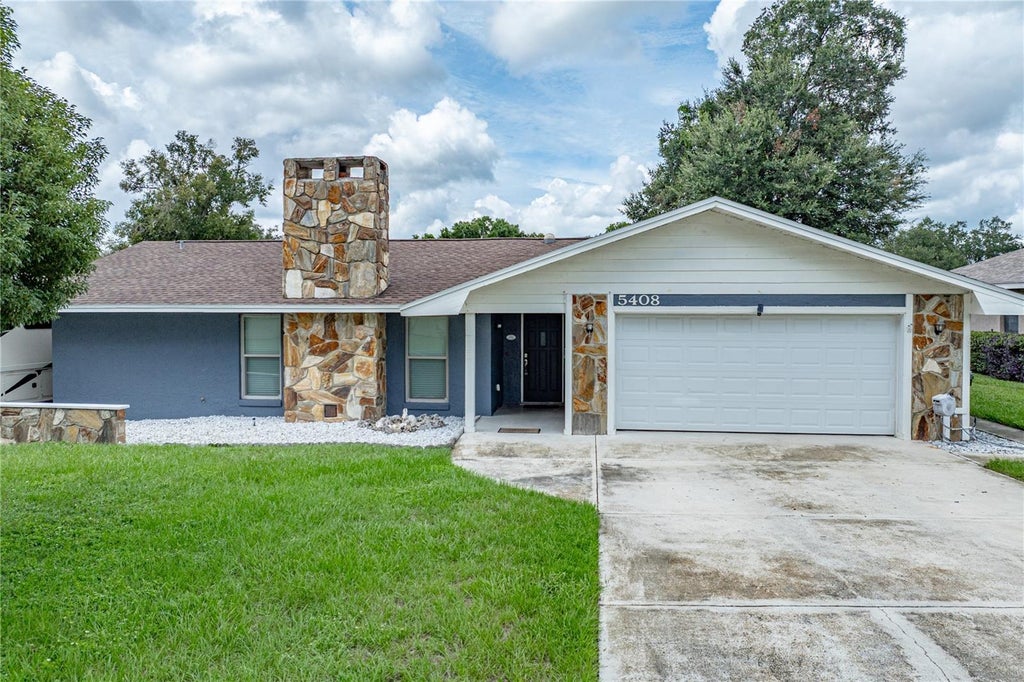 Photo of 5408 Weber Place, Lakeland, FL 33809 (MLS # TB8542352)
