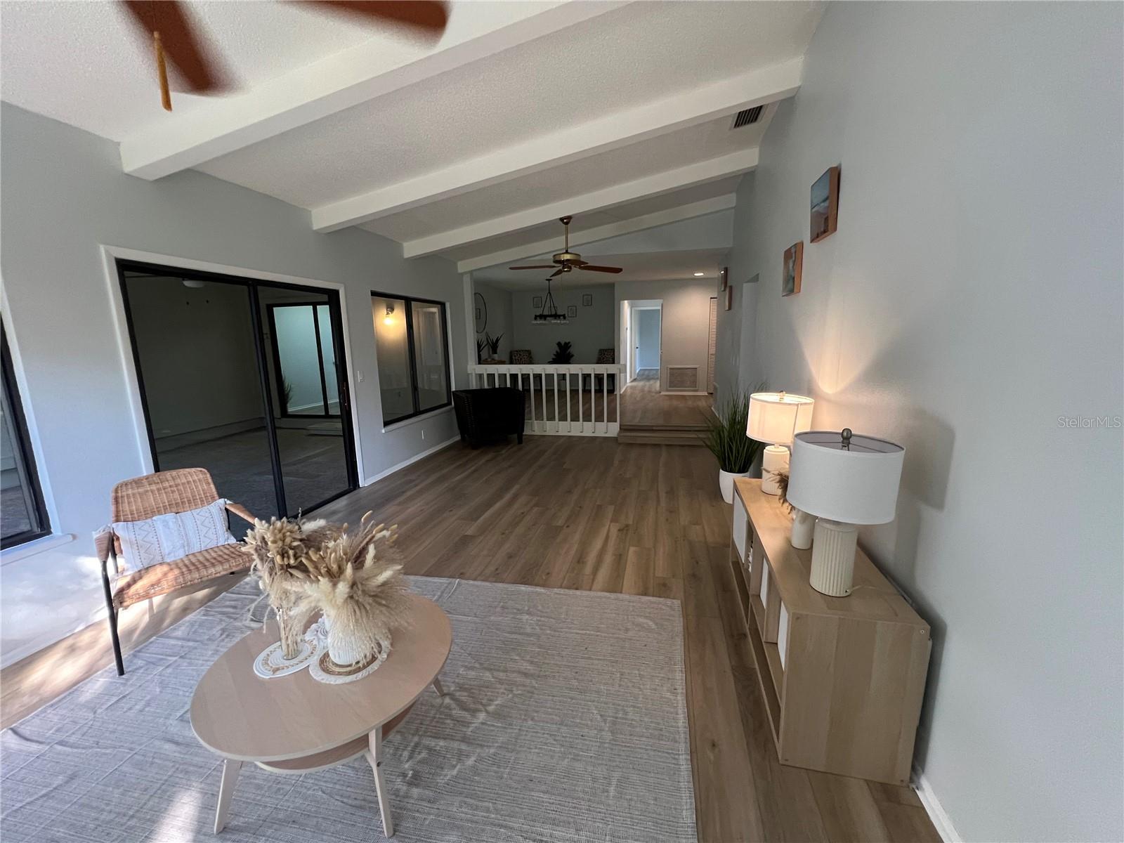 HAMMOCKS III - Residential