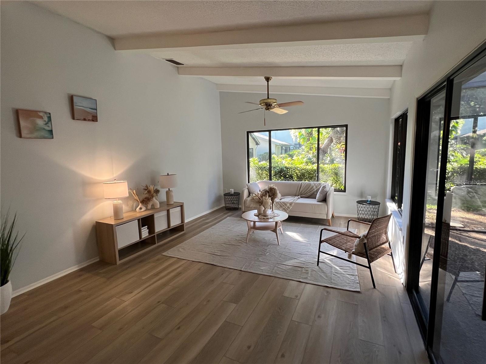 HAMMOCKS III - Residential