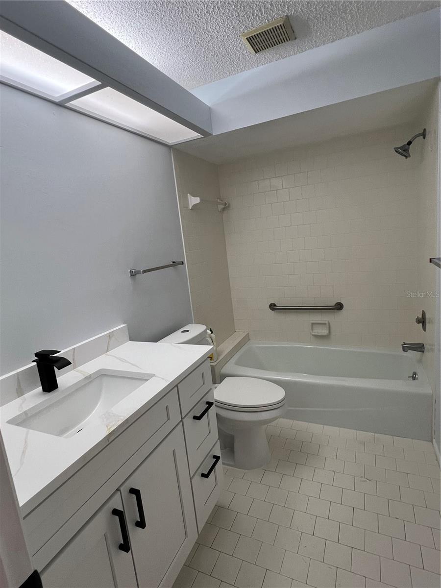 HAMMOCKS III - Residential