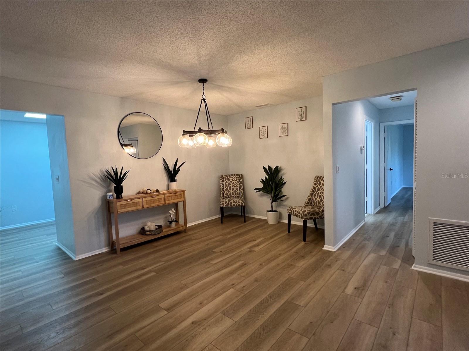 HAMMOCKS III - Residential