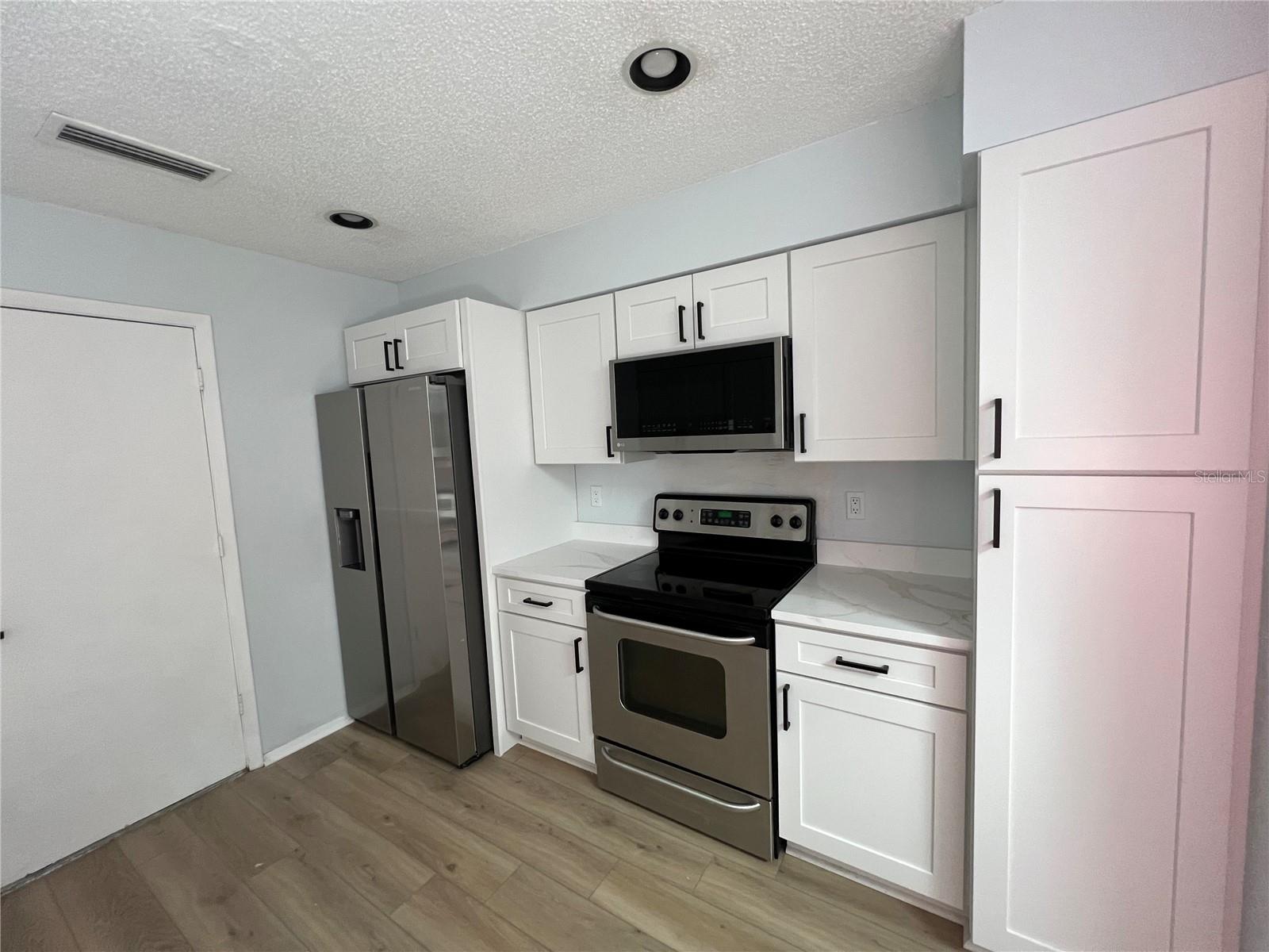 HAMMOCKS III - Residential