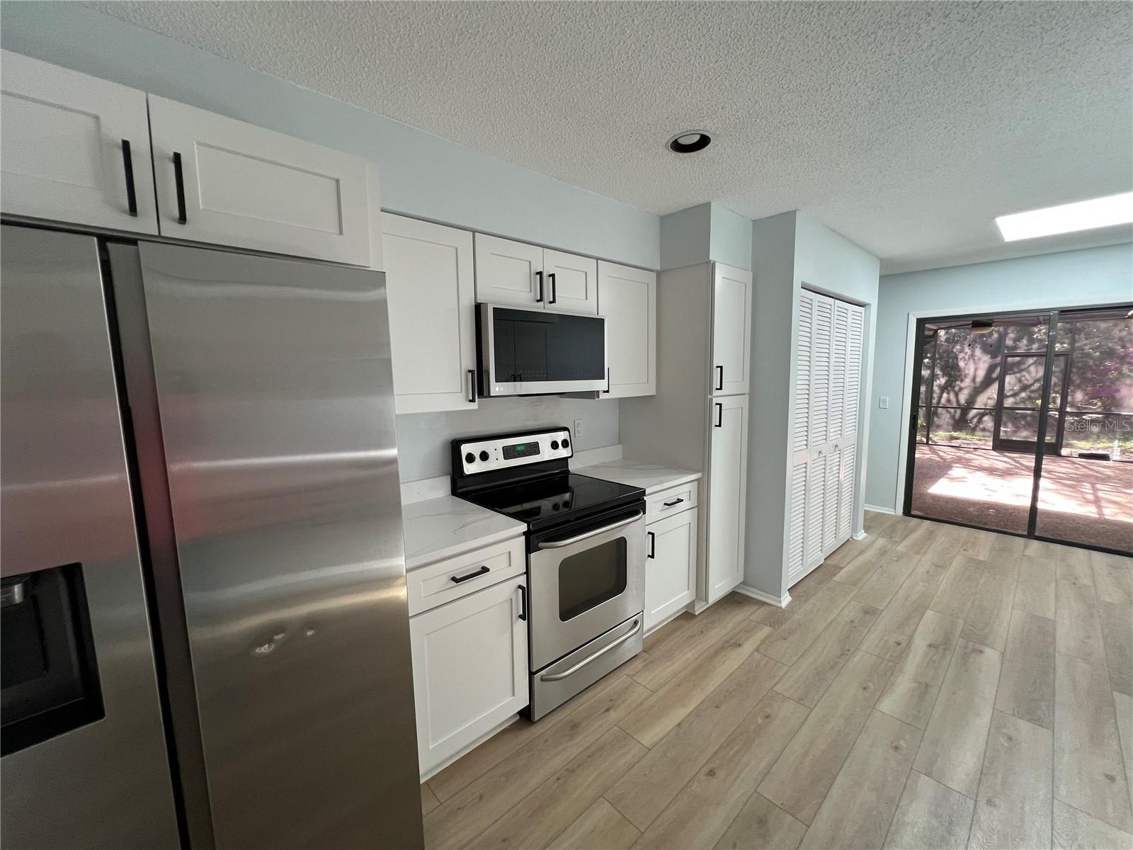 HAMMOCKS III - Residential