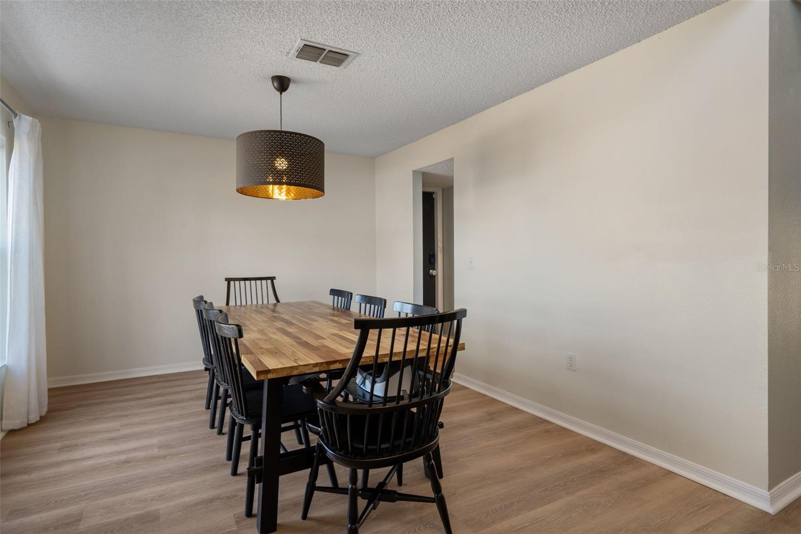 ROYAL HIGHLANDS - Residential