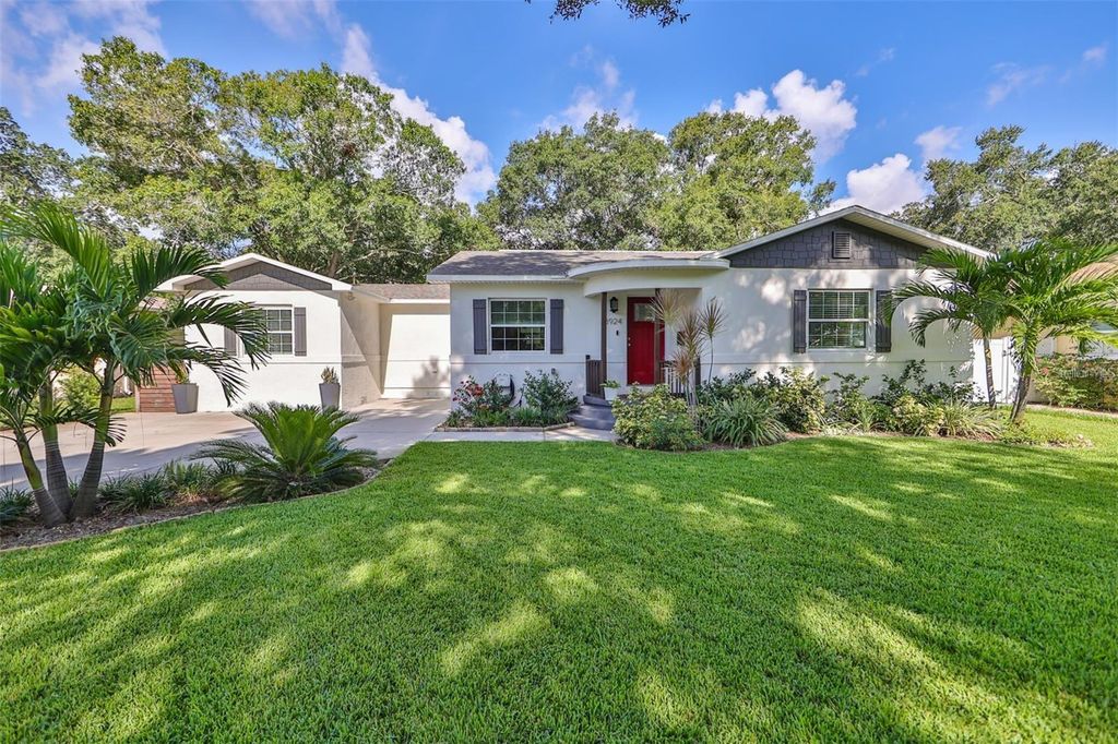 Photo of 3924 17th Street N, St Petersburg, FL 33714 (MLS # TB8502718)