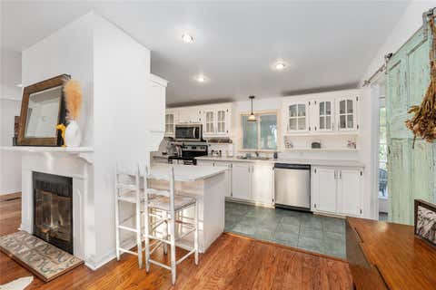 Tiny photo for 20361 1st Street, Mc Intosh, FL 32664 (MLS # GC539492)